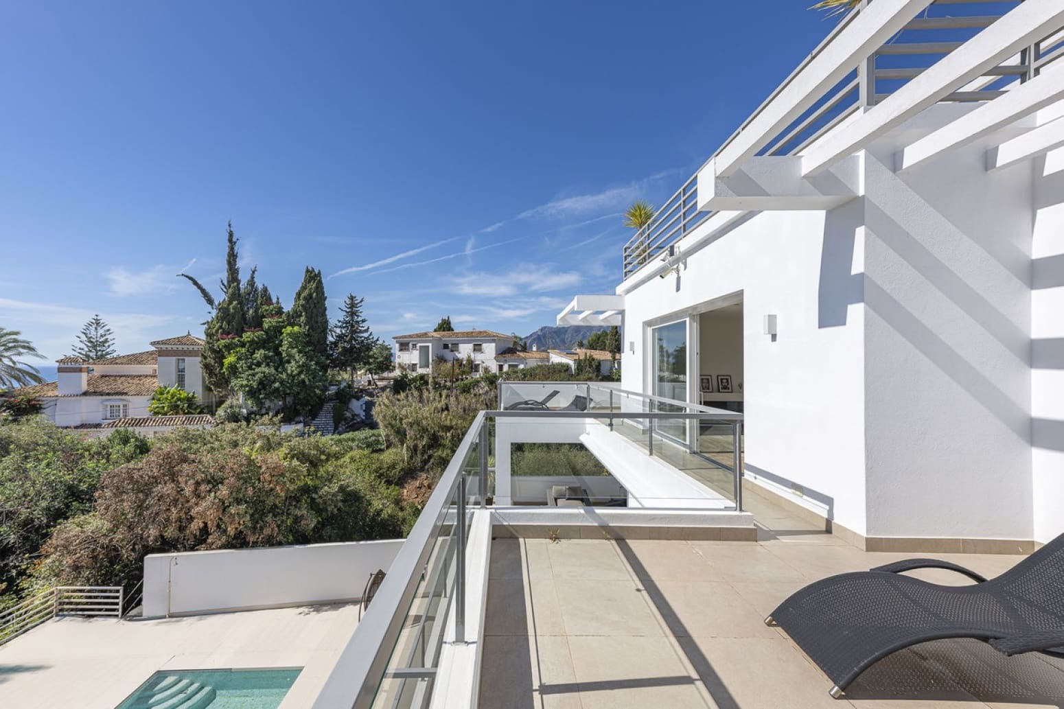 5 soveværelse Villa til salg i Marbella med swimmingpool garage - € 2.950.000 (Ref: 8681611)