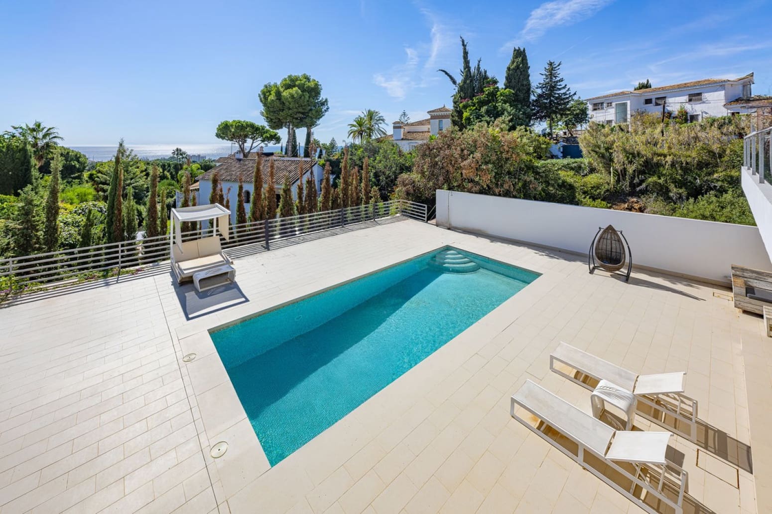 5 soveværelse Villa til salg i Marbella med swimmingpool garage - € 2.950.000 (Ref: 8681611)