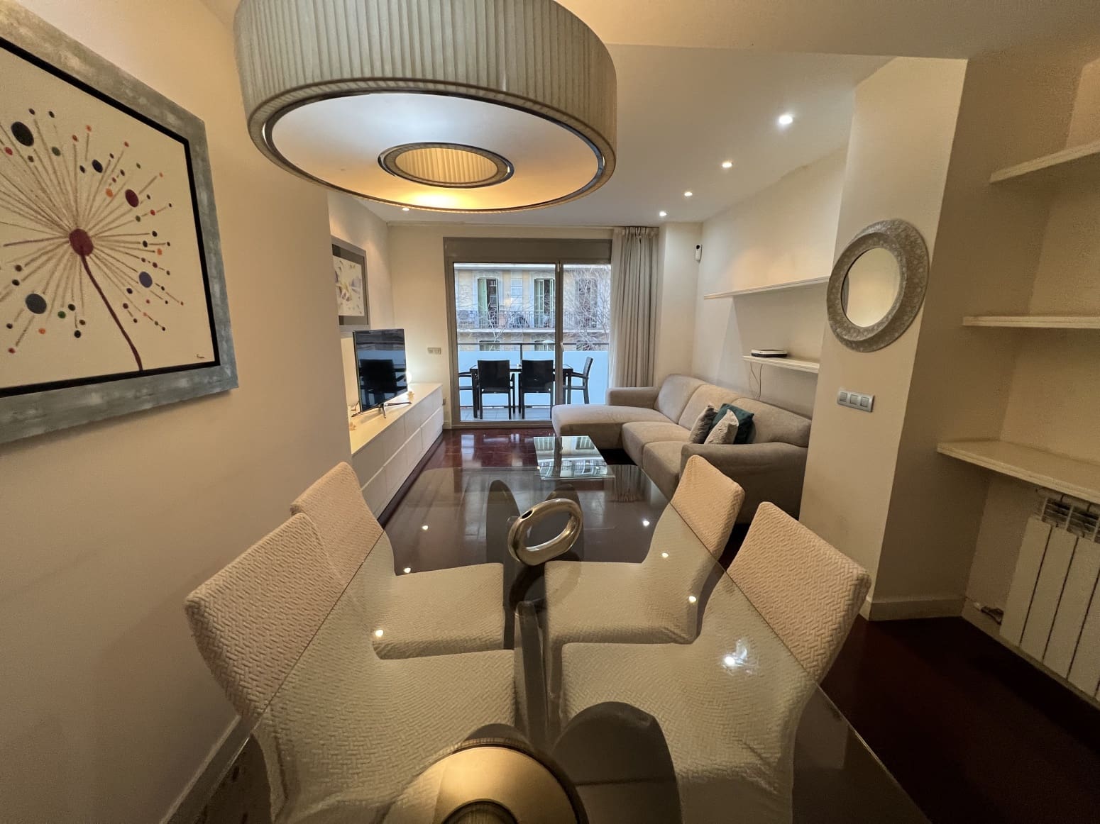 3 soveværelse Lejlighed til salg i Barcelona by - € 990.000 (Ref: 8782300)