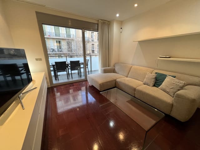 3 soveværelse Lejlighed til salg i La Nova Esquerra de L'Eixample, Barcelona by - € 990.000 (Ref: 8782300)