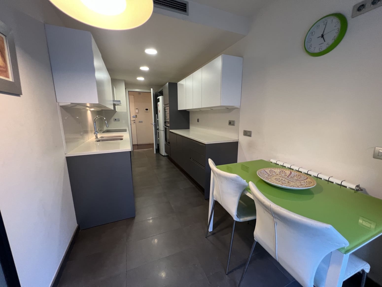 3 soveværelse Lejlighed til salg i Barcelona by - € 990.000 (Ref: 8782300)