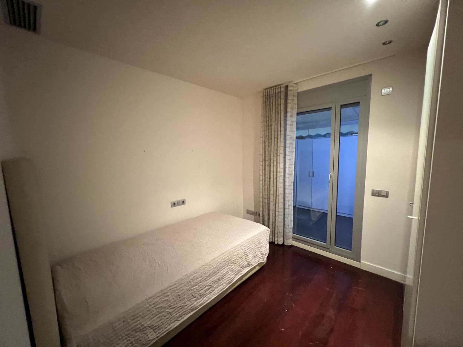 3 soveværelse Lejlighed til salg i Barcelona by - € 990.000 (Ref: 8782300)