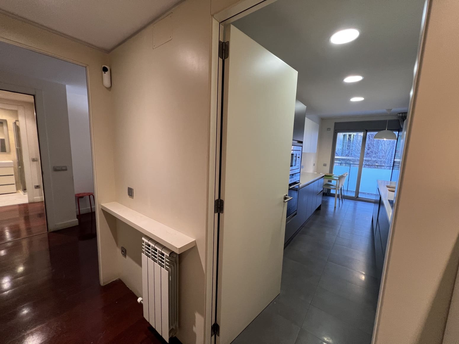 3 soveværelse Lejlighed til salg i Barcelona by - € 990.000 (Ref: 8782300)