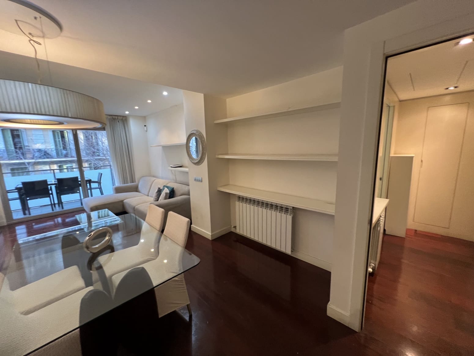 3 soveværelse Lejlighed til salg i Barcelona by - € 990.000 (Ref: 8782300)