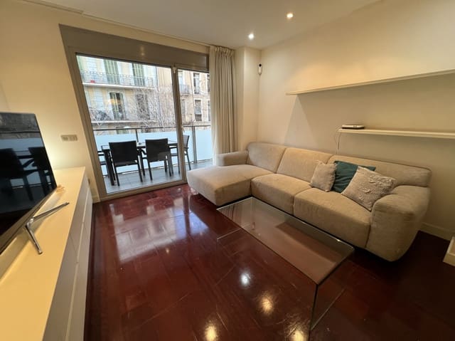 3 soveværelse Lejlighed til salg i La Nova Esquerra de L'Eixample, Barcelona by - € 990.000 (Ref: 8782300)