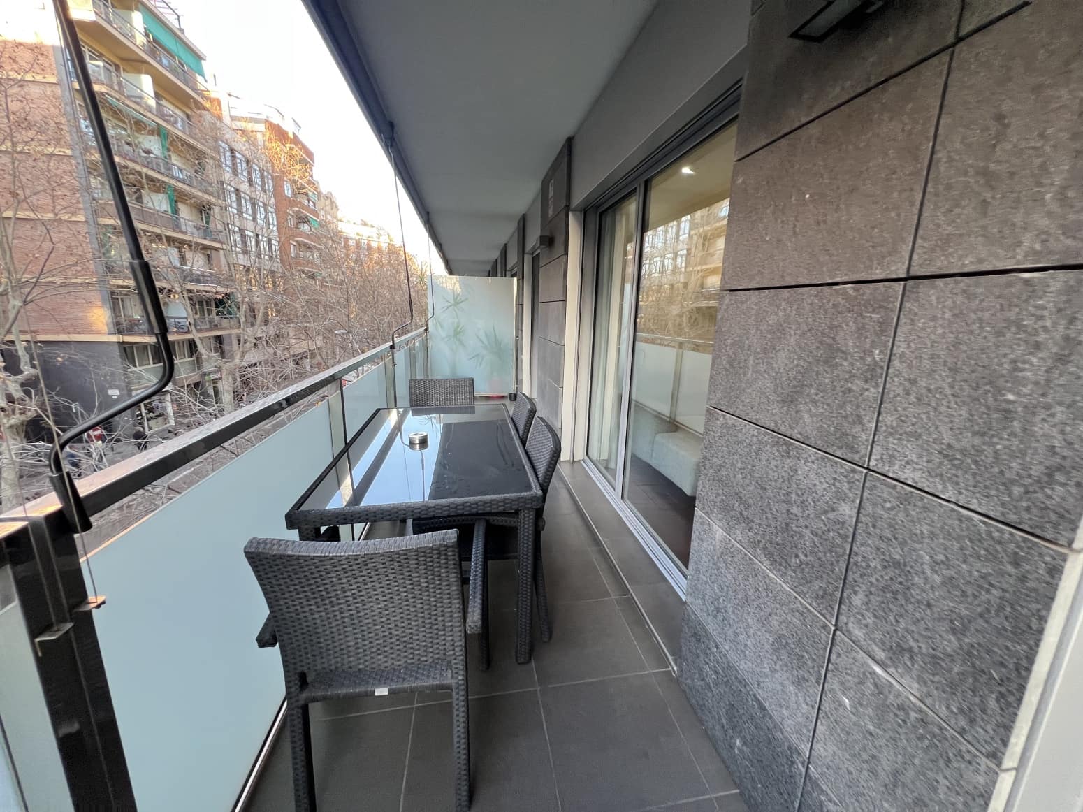 3 soveværelse Lejlighed til salg i Barcelona by - € 990.000 (Ref: 8782300)