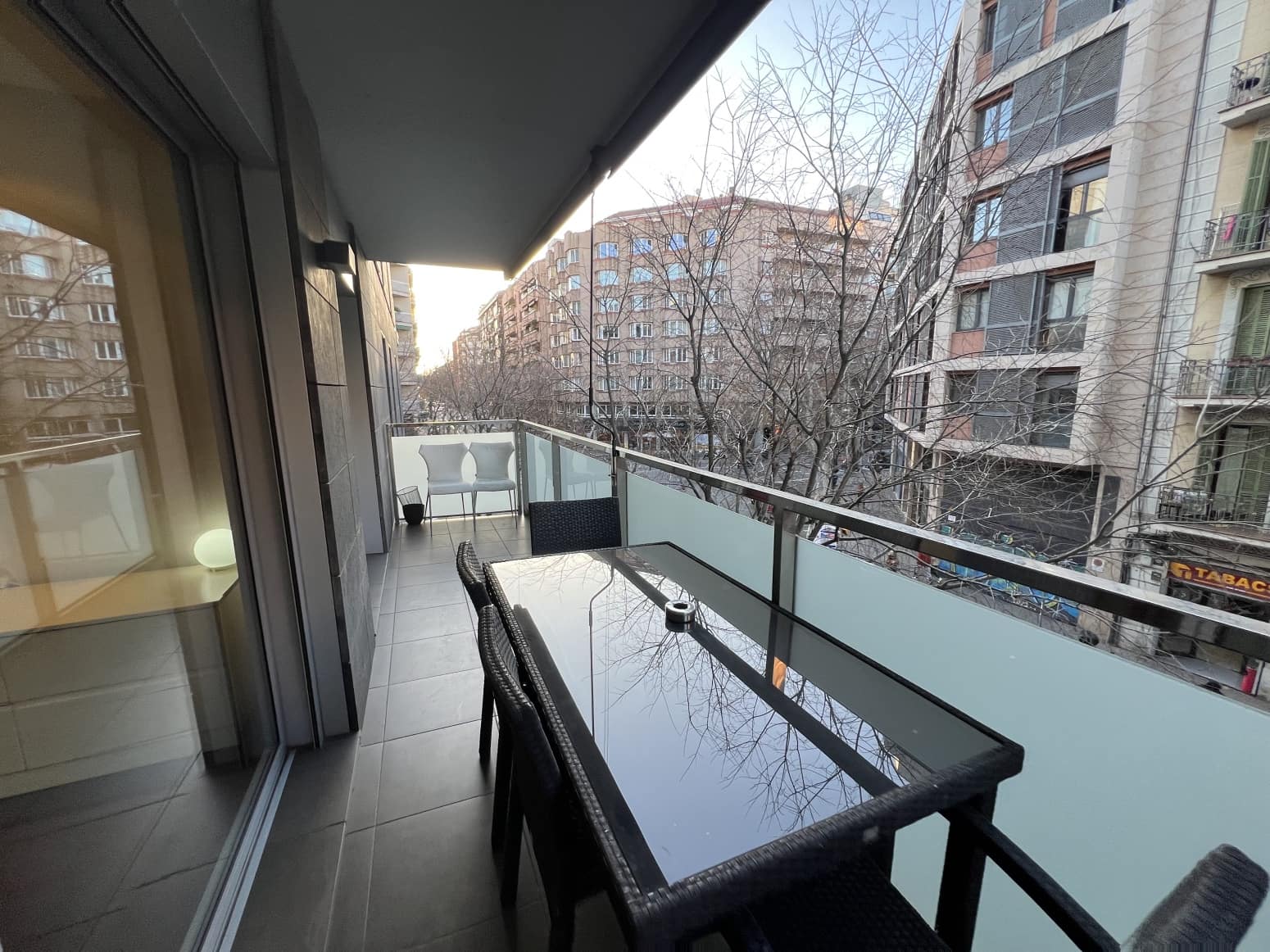 3 soveværelse Lejlighed til salg i Barcelona by - € 990.000 (Ref: 8782300)