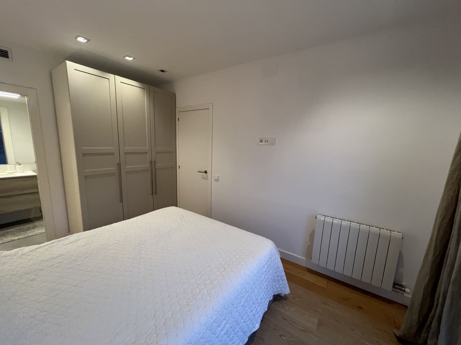 2 soveværelse Lejlighed til salg i Barcelona by - € 650.000 (Ref: 8783028)