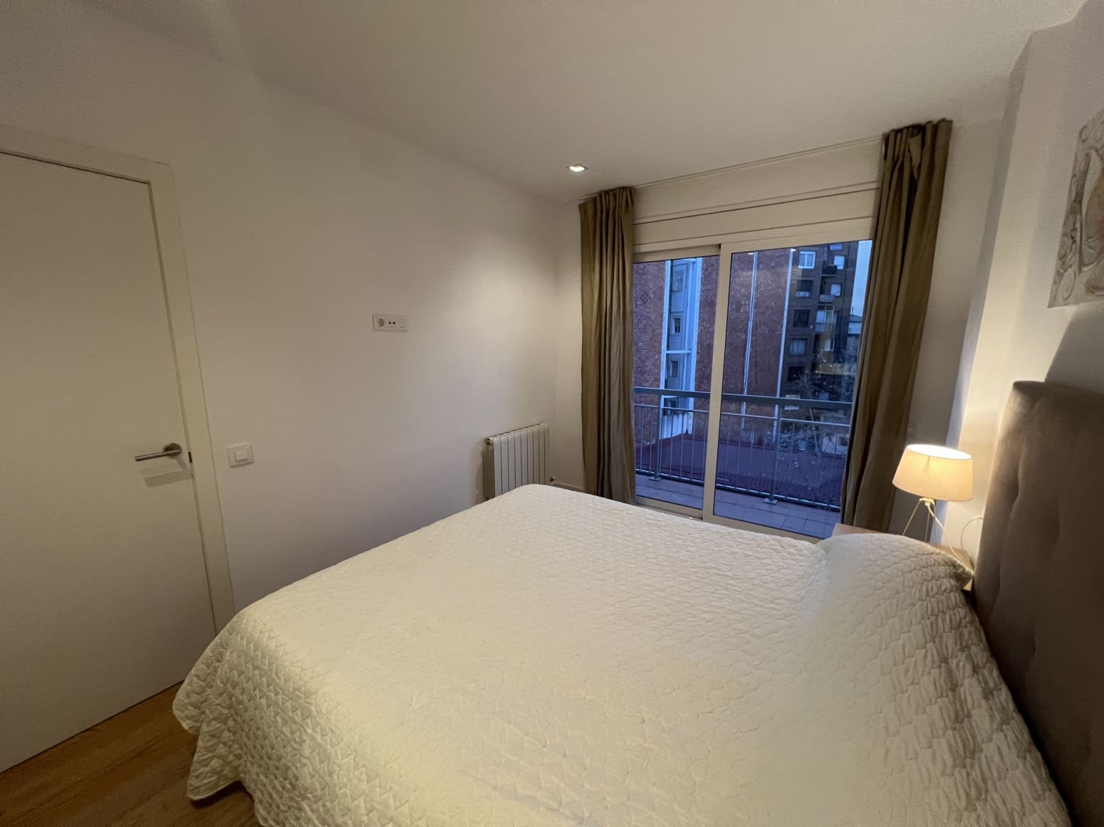 2 soveværelse Lejlighed til salg i Barcelona by - € 650.000 (Ref: 8783028)