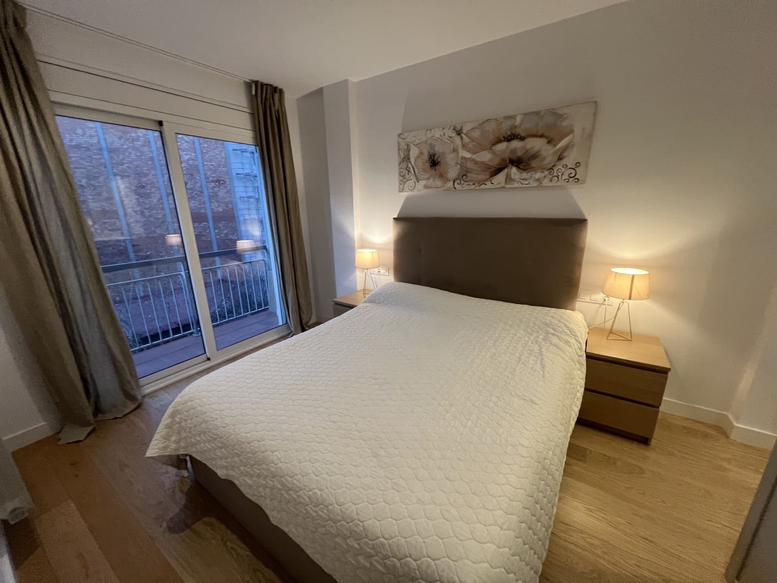 2 soveværelse Lejlighed til salg i Barcelona by - € 650.000 (Ref: 8783028)