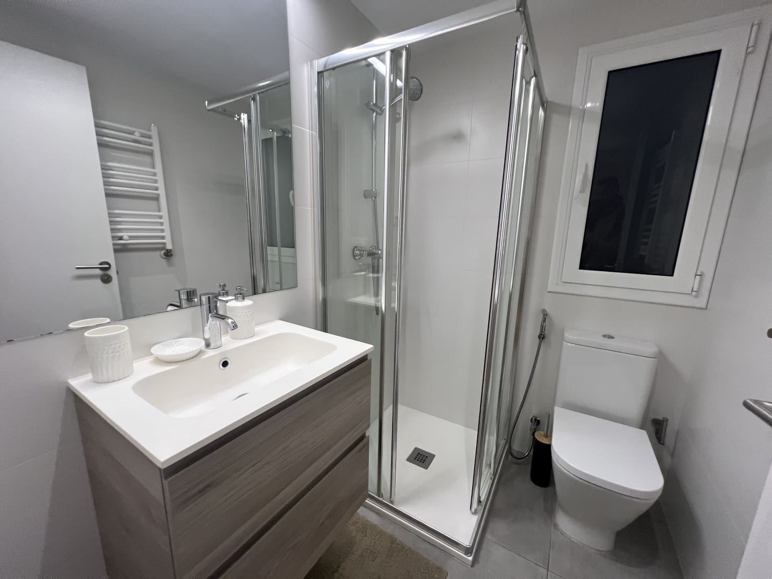 2 soveværelse Lejlighed til salg i Barcelona by - € 650.000 (Ref: 8783028)