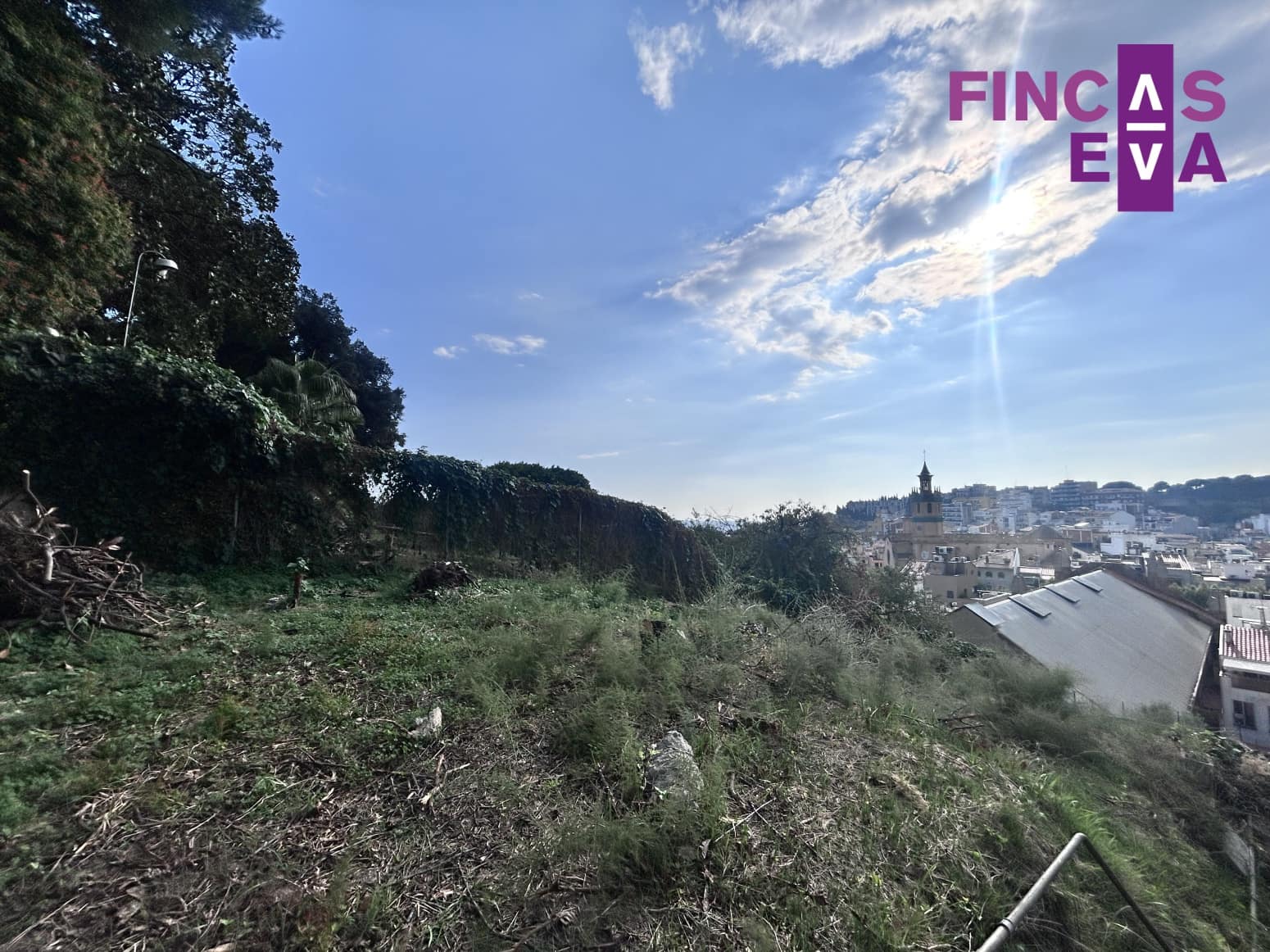 Villa for sale in Arenys de Mar - € 240,000 (Ref: 8788197)