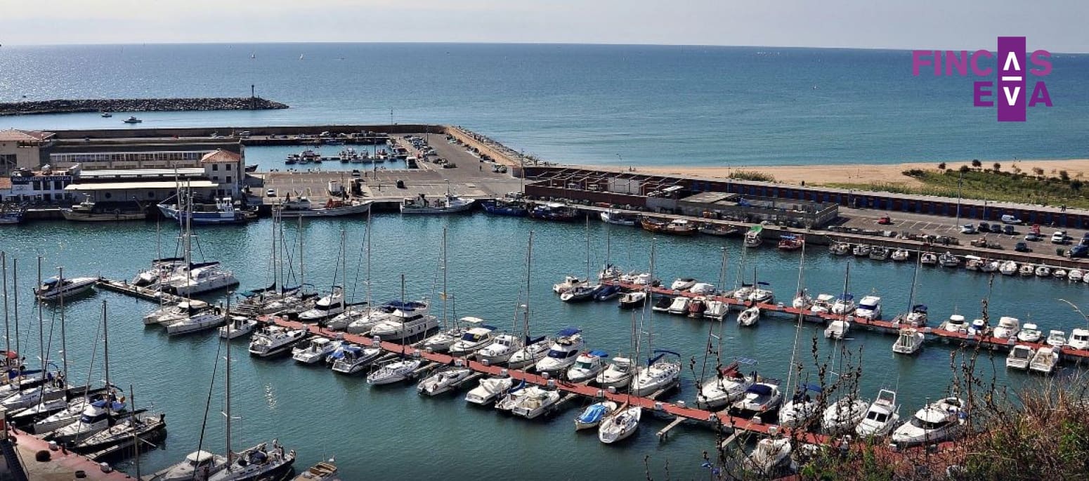 Villa for sale in Arenys de Mar - € 240,000 (Ref: 8788197)