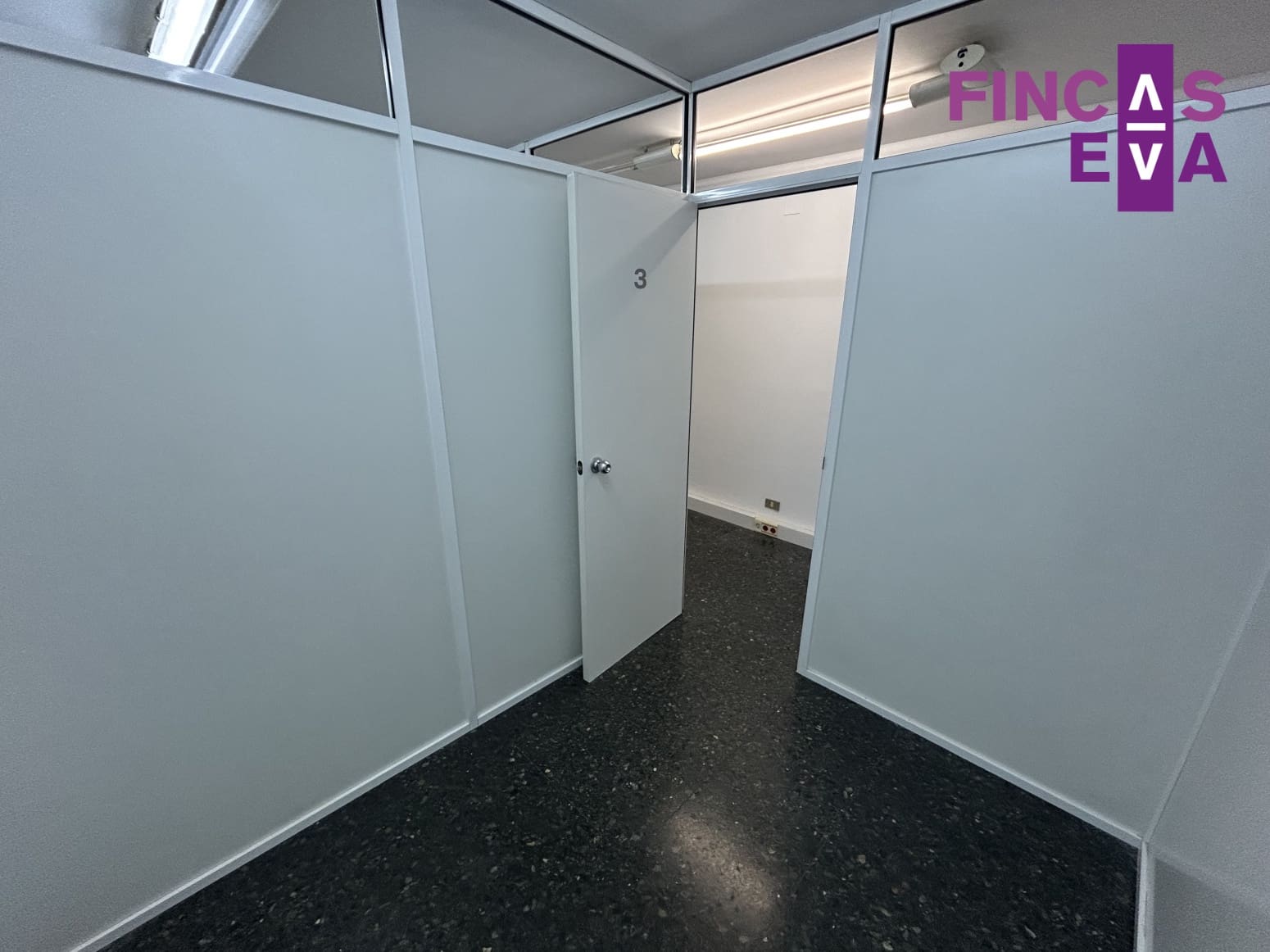 Kantoor te koop in Barcelona stad - € 259.000 (Ref: 8824150)