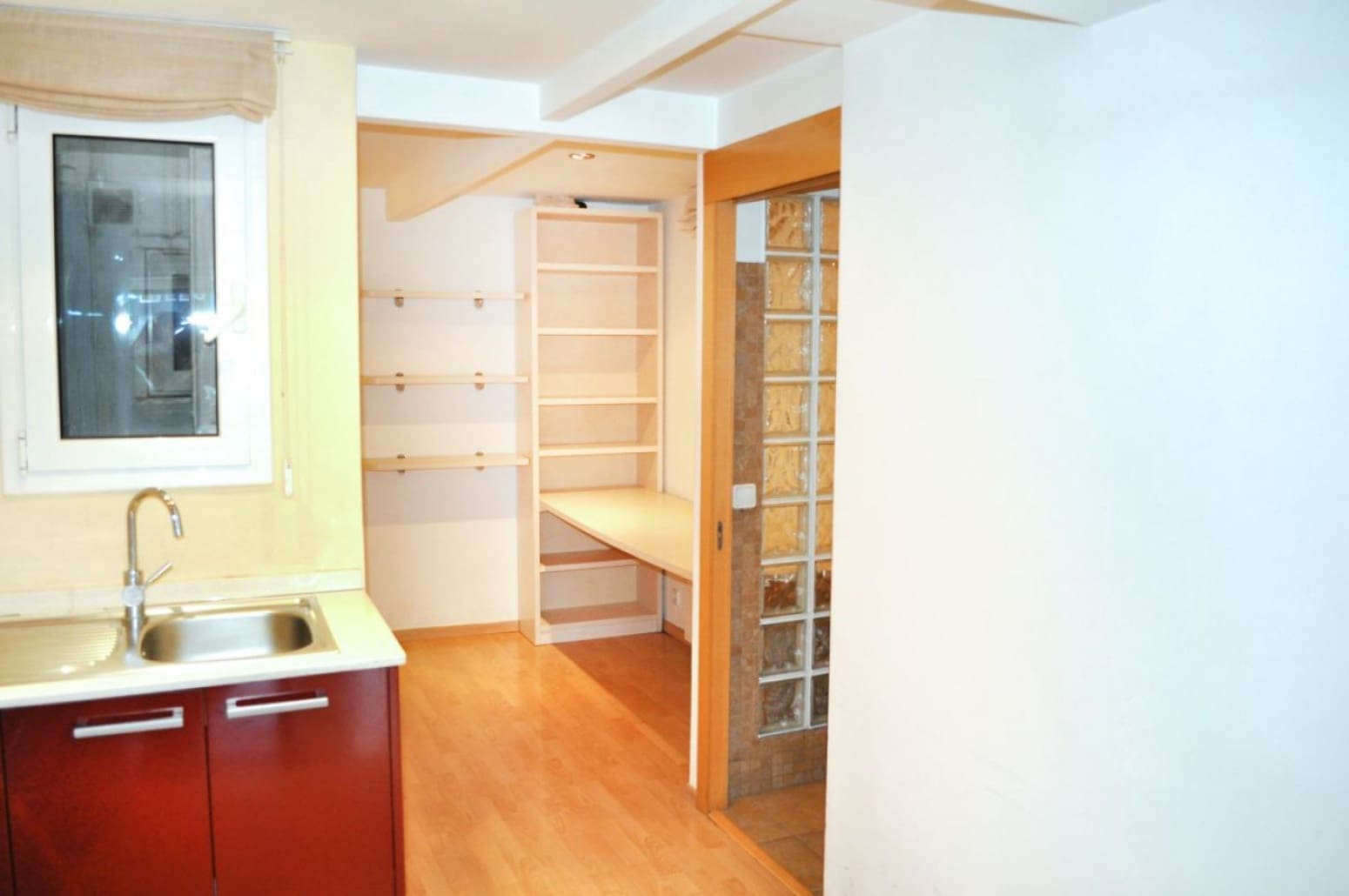 1 slaapkamer Flat te koop in Barcelona stad - € 280.000 (Ref: 8881114)