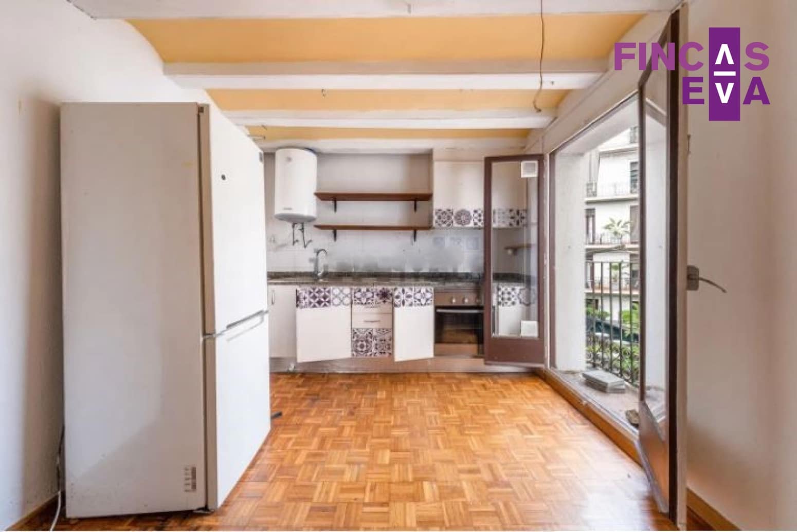 3 slaapkamer Flat te koop in Barcelona stad - € 649.000 (Ref: 8981890)