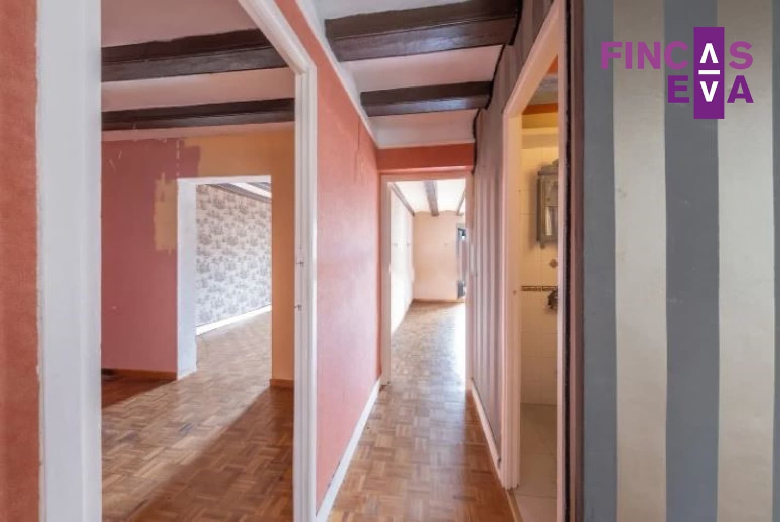 3 slaapkamer Flat te koop in Barcelona stad - € 649.000 (Ref: 8981890)