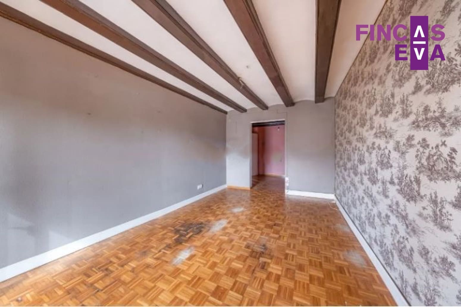 3 slaapkamer Flat te koop in Barcelona stad - € 649.000 (Ref: 8981890)