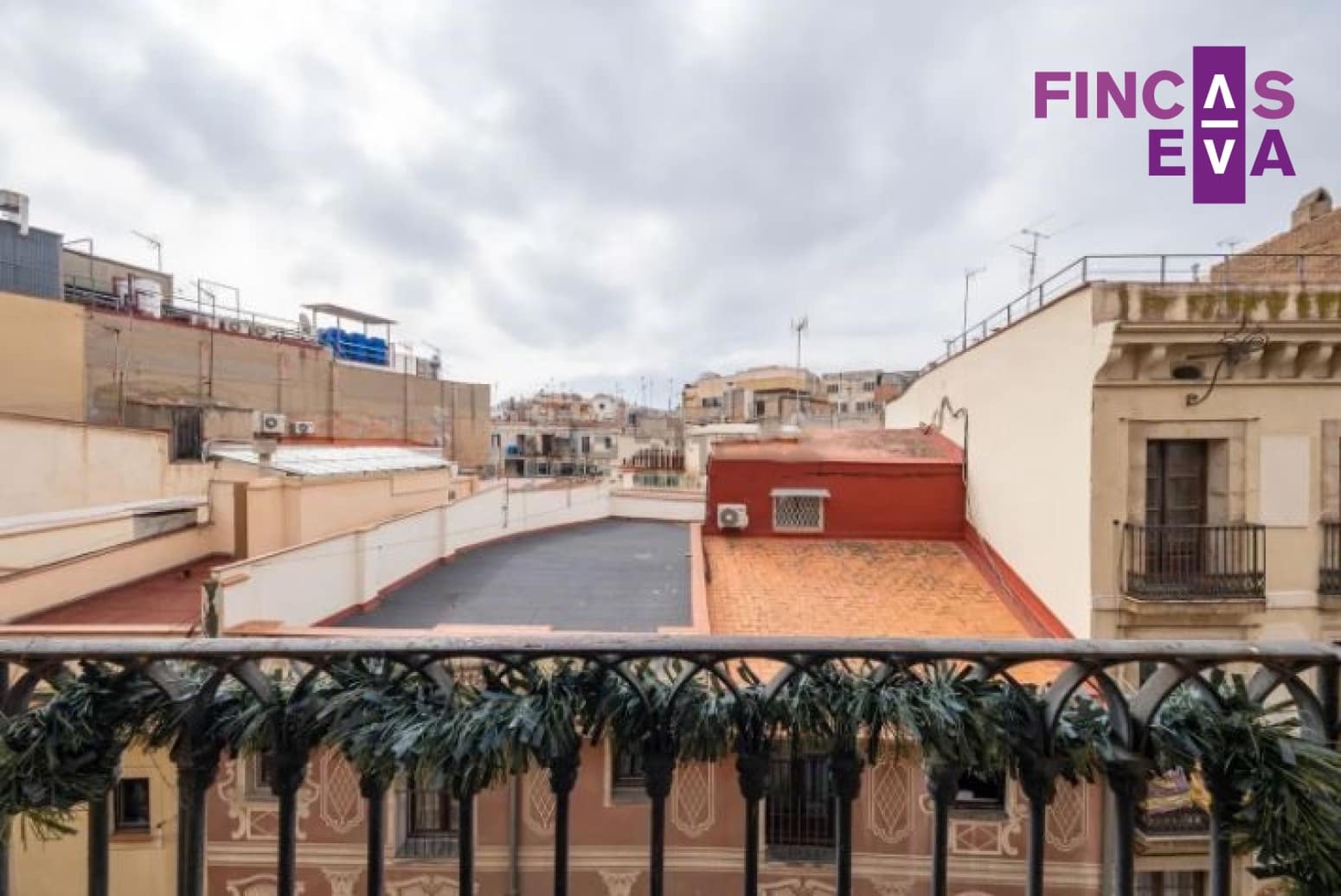 3 slaapkamer Flat te koop in Barcelona stad - € 649.000 (Ref: 8981890)