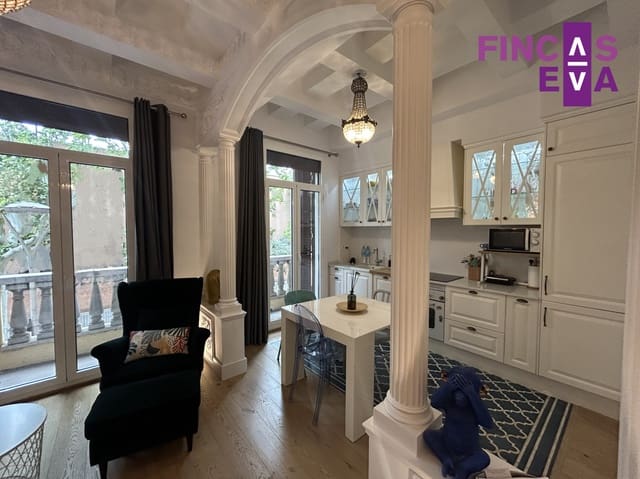 2 soveværelse Lejlighed til salg i La Nova Esquerra de L'Eixample, Barcelona by - € 627.000 (Ref: 9028979)