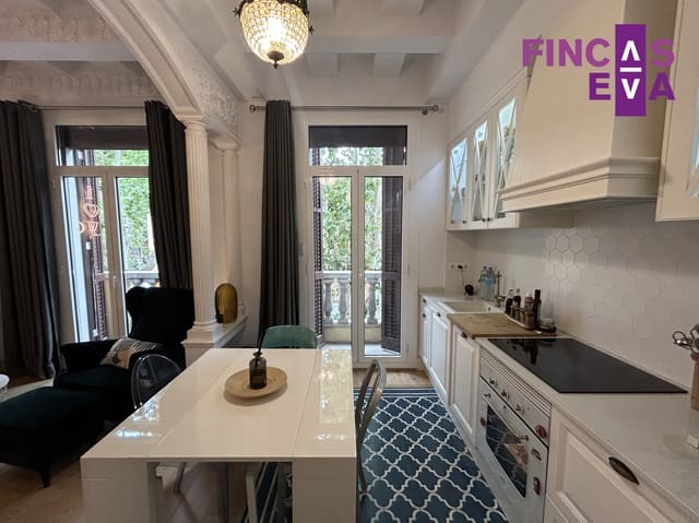 2 soveværelse Lejlighed til salg i La Nova Esquerra de L'Eixample, Barcelona by - € 627.000 (Ref: 9028979)