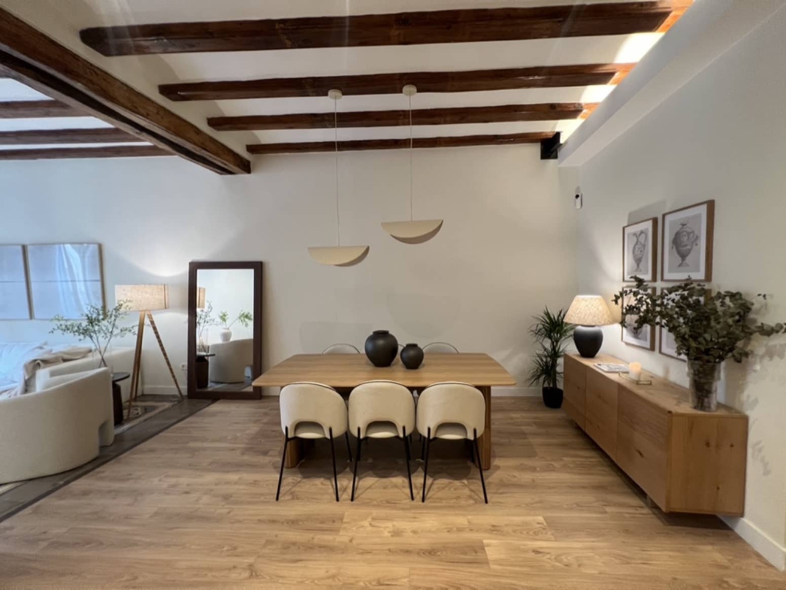 3 soveværelse Lejlighed til salg i Barcelona by - € 824.000 (Ref: 9035860)