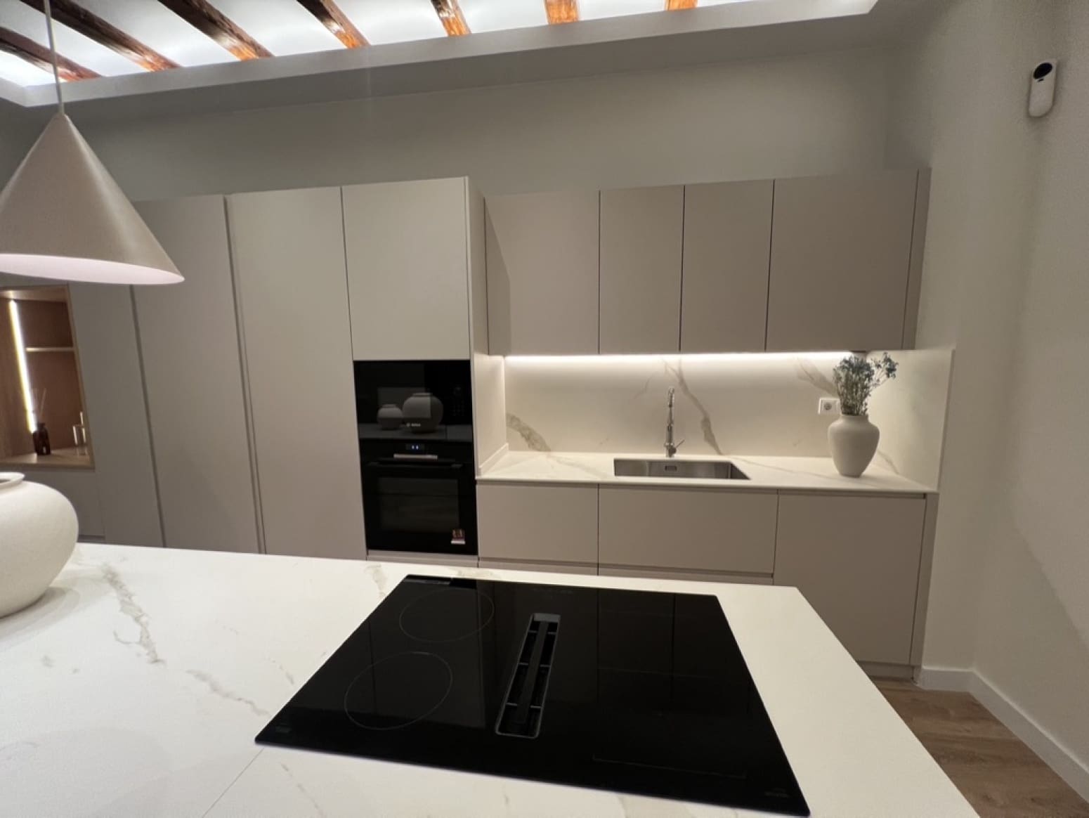 3 soveværelse Lejlighed til salg i Barcelona by - € 824.000 (Ref: 9035860)