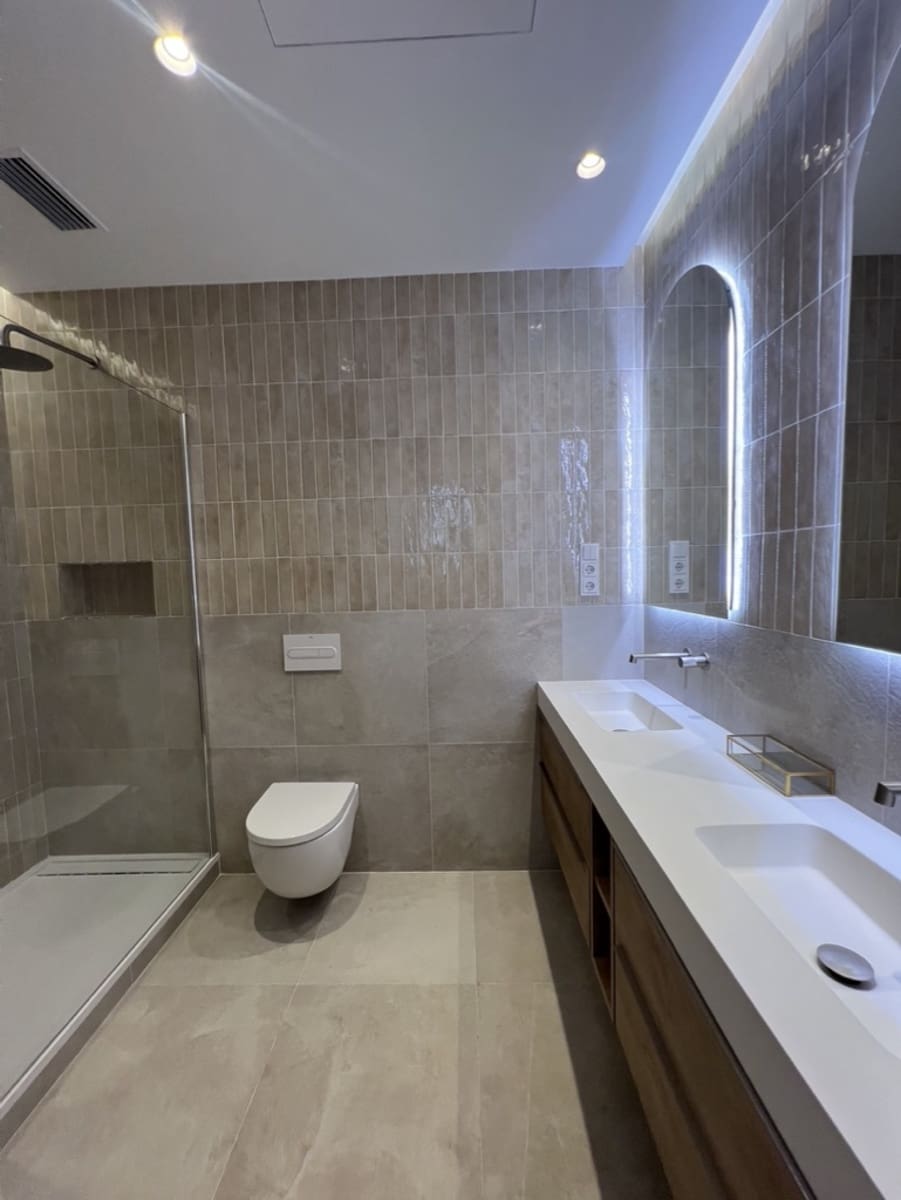 3 soveværelse Lejlighed til salg i Barcelona by - € 824.000 (Ref: 9035860)