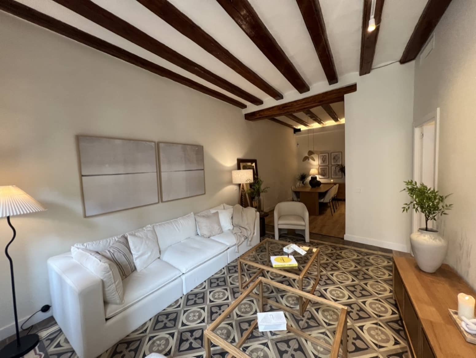 3 soveværelse Lejlighed til salg i Barcelona by - € 824.000 (Ref: 9035860)