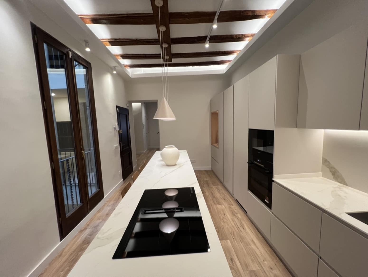 3 soveværelse Lejlighed til salg i Barcelona by - € 824.000 (Ref: 9035860)