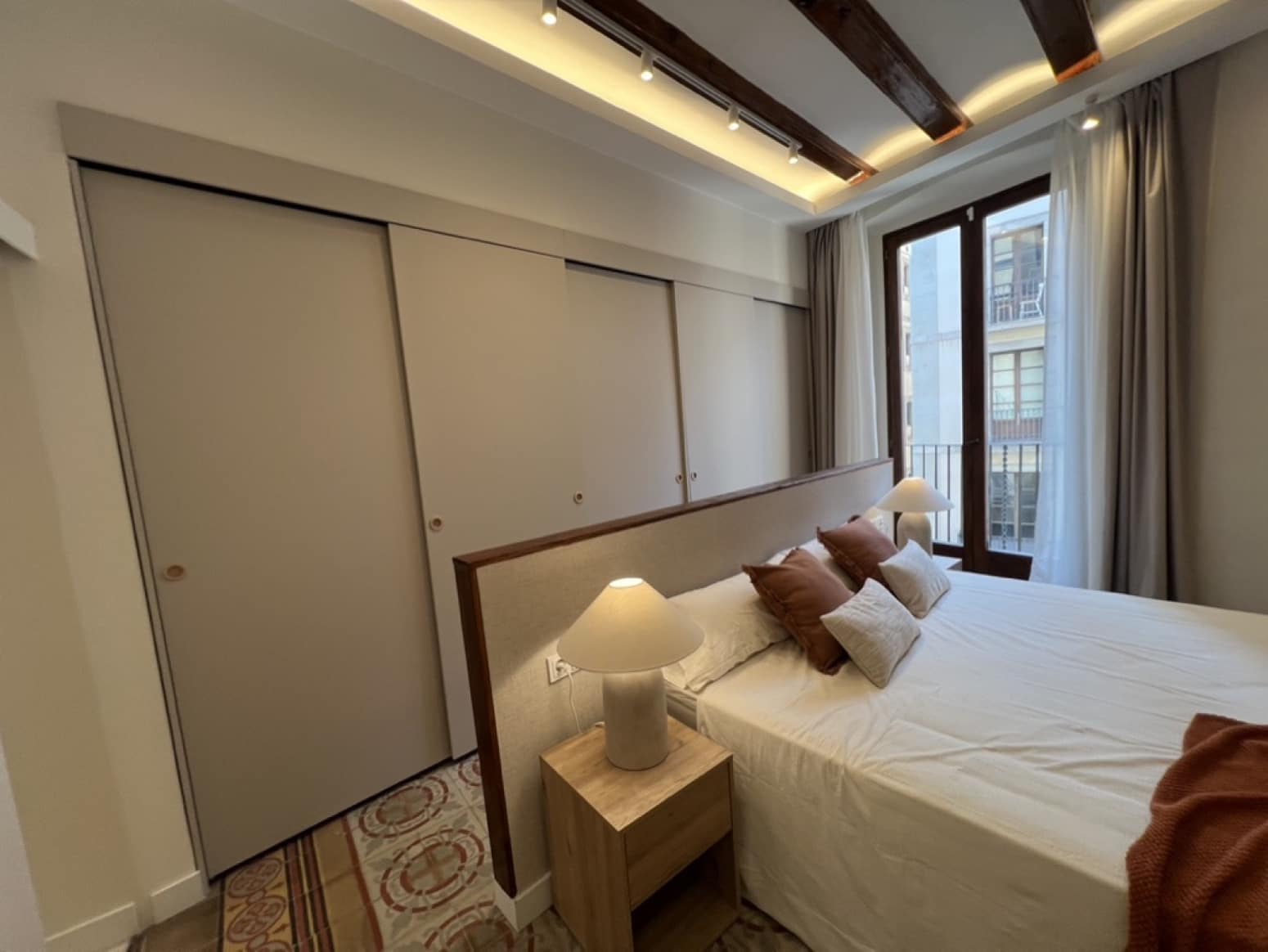 3 soveværelse Lejlighed til salg i Barcelona by - € 824.000 (Ref: 9035860)