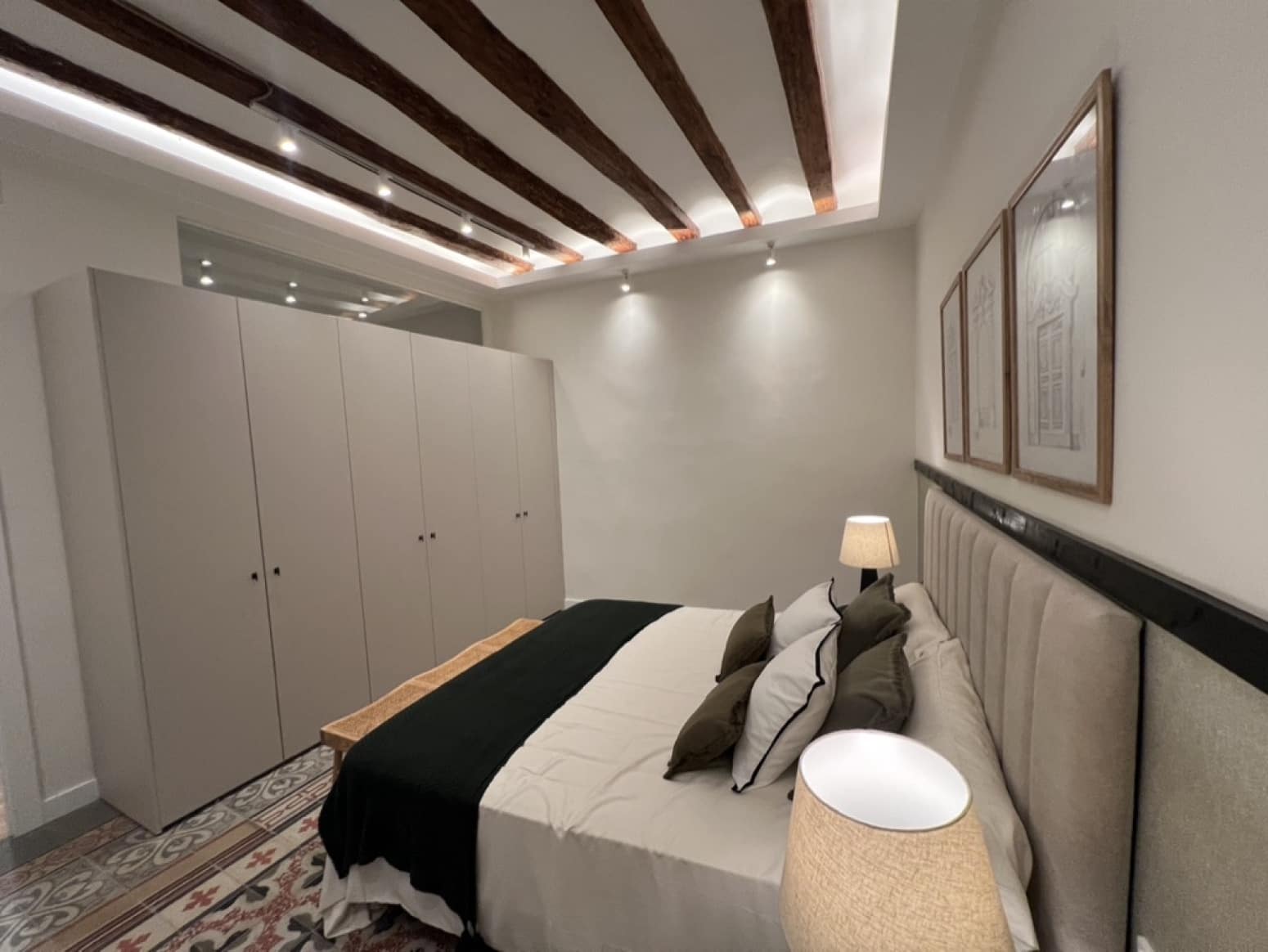 3 soveværelse Lejlighed til salg i Barcelona by - € 824.000 (Ref: 9035860)