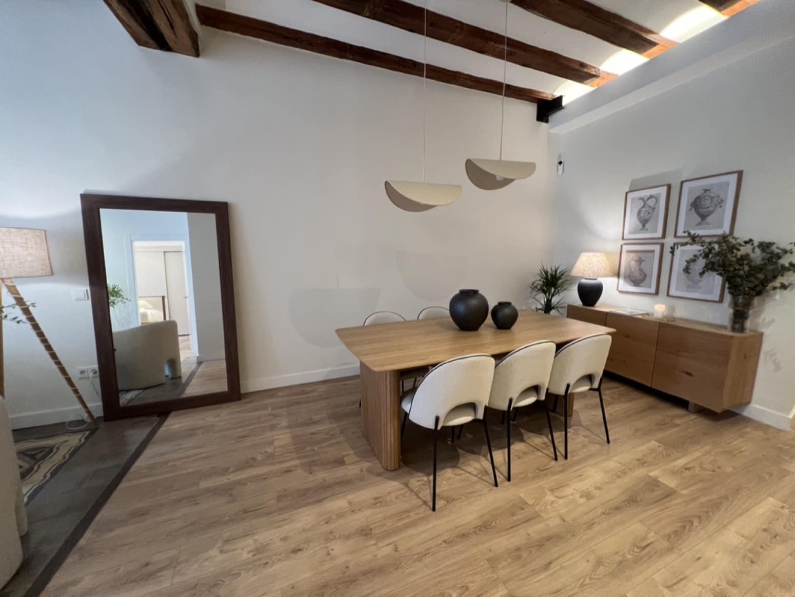 3 soveværelse Lejlighed til salg i Barcelona by - € 824.000 (Ref: 9035860)