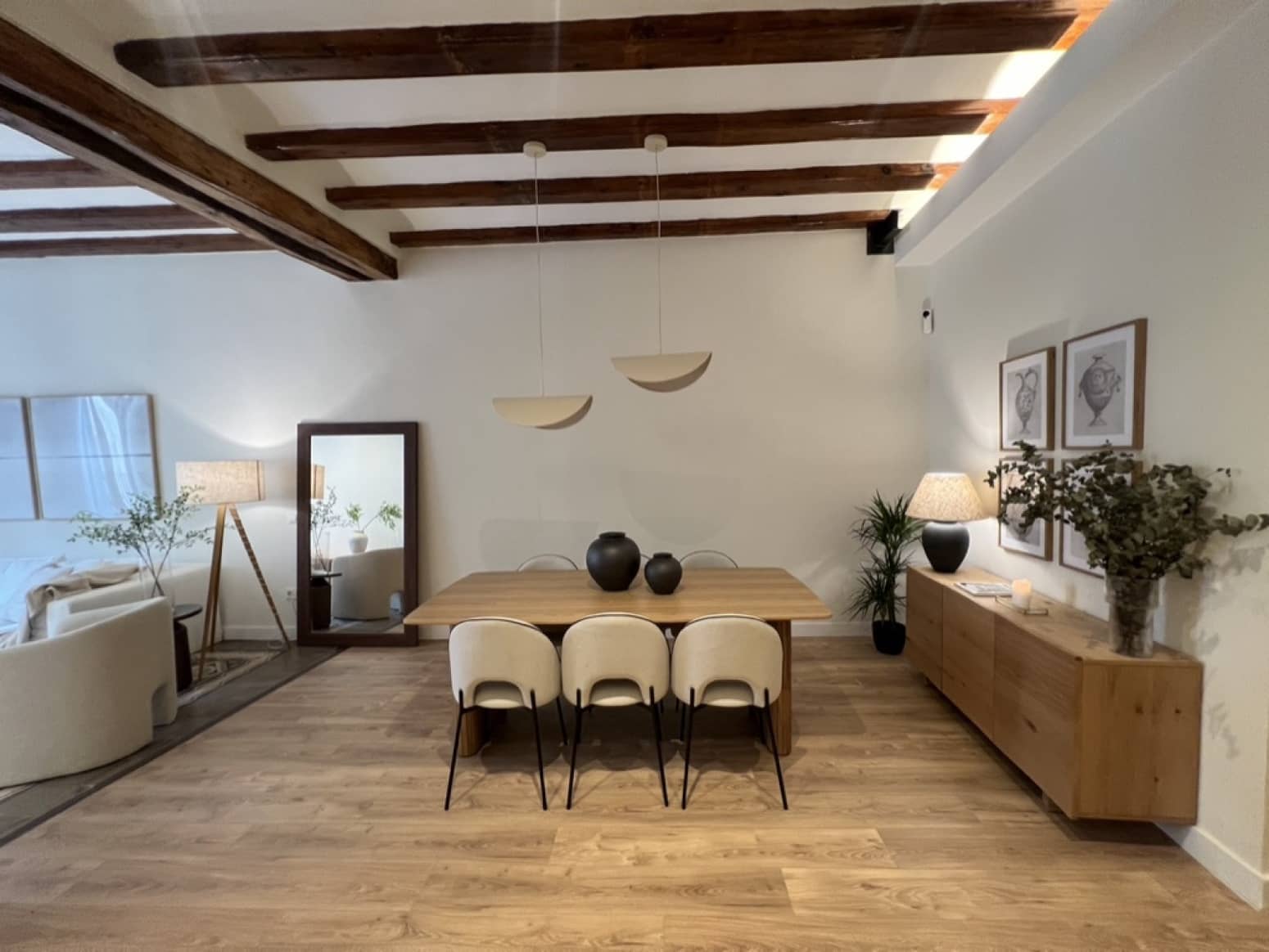 3 soveværelse Lejlighed til salg i Barcelona by - € 824.000 (Ref: 9035860)