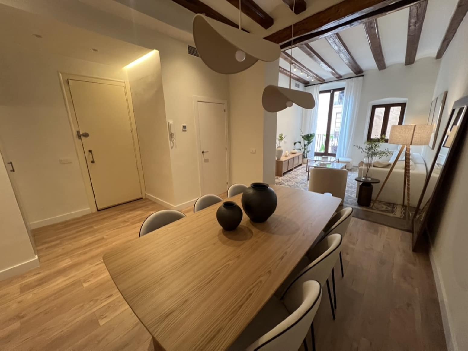 3 soveværelse Lejlighed til salg i Barcelona by - € 824.000 (Ref: 9035860)