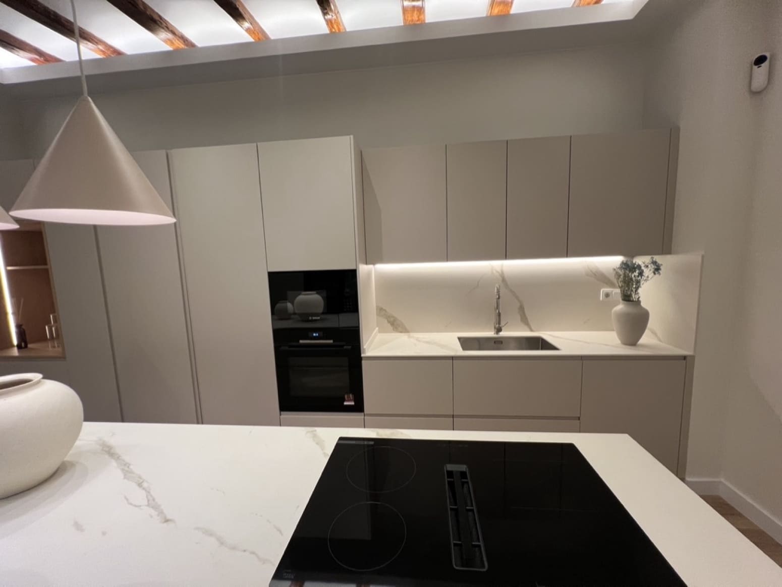 3 soveværelse Lejlighed til salg i Barcelona by - € 824.000 (Ref: 9035860)