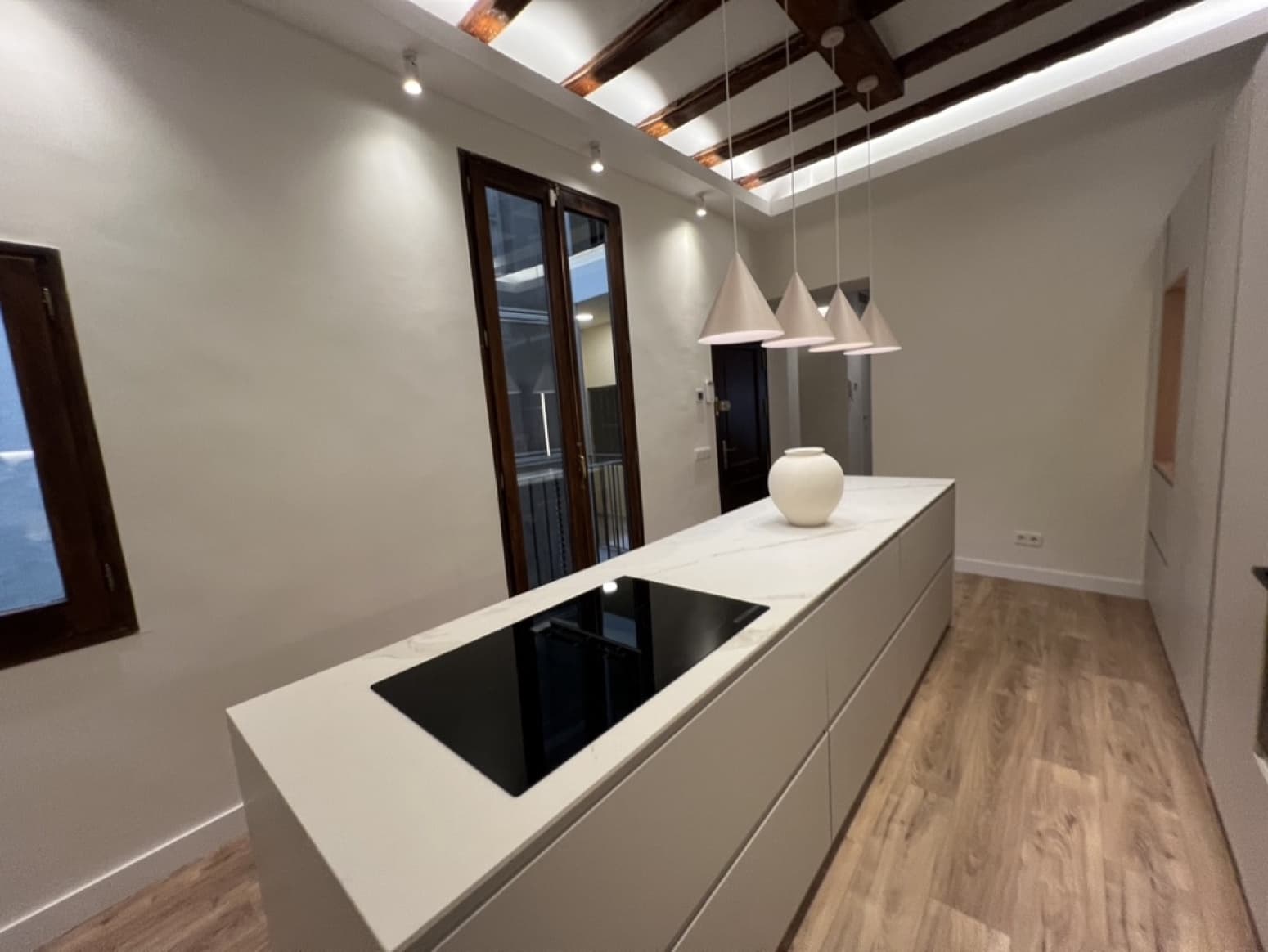 3 soveværelse Lejlighed til salg i Barcelona by - € 824.000 (Ref: 9035860)