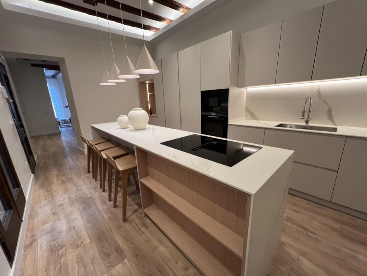 3 soveværelse Lejlighed til salg i Barcelona by - € 824.000 (Ref: 9035860)