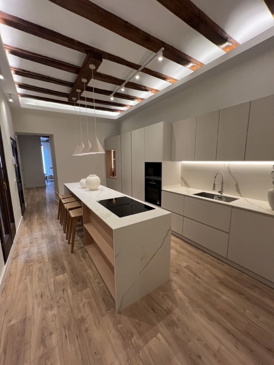 3 soveværelse Lejlighed til salg i Barcelona by - € 824.000 (Ref: 9035860)