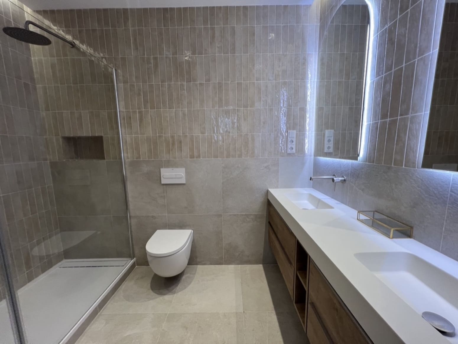 3 soveværelse Lejlighed til salg i Barcelona by - € 824.000 (Ref: 9035860)