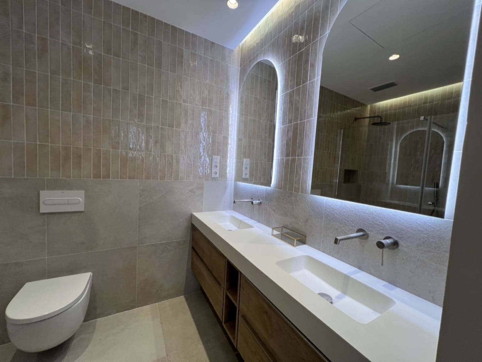 3 soveværelse Lejlighed til salg i Barcelona by - € 824.000 (Ref: 9035860)