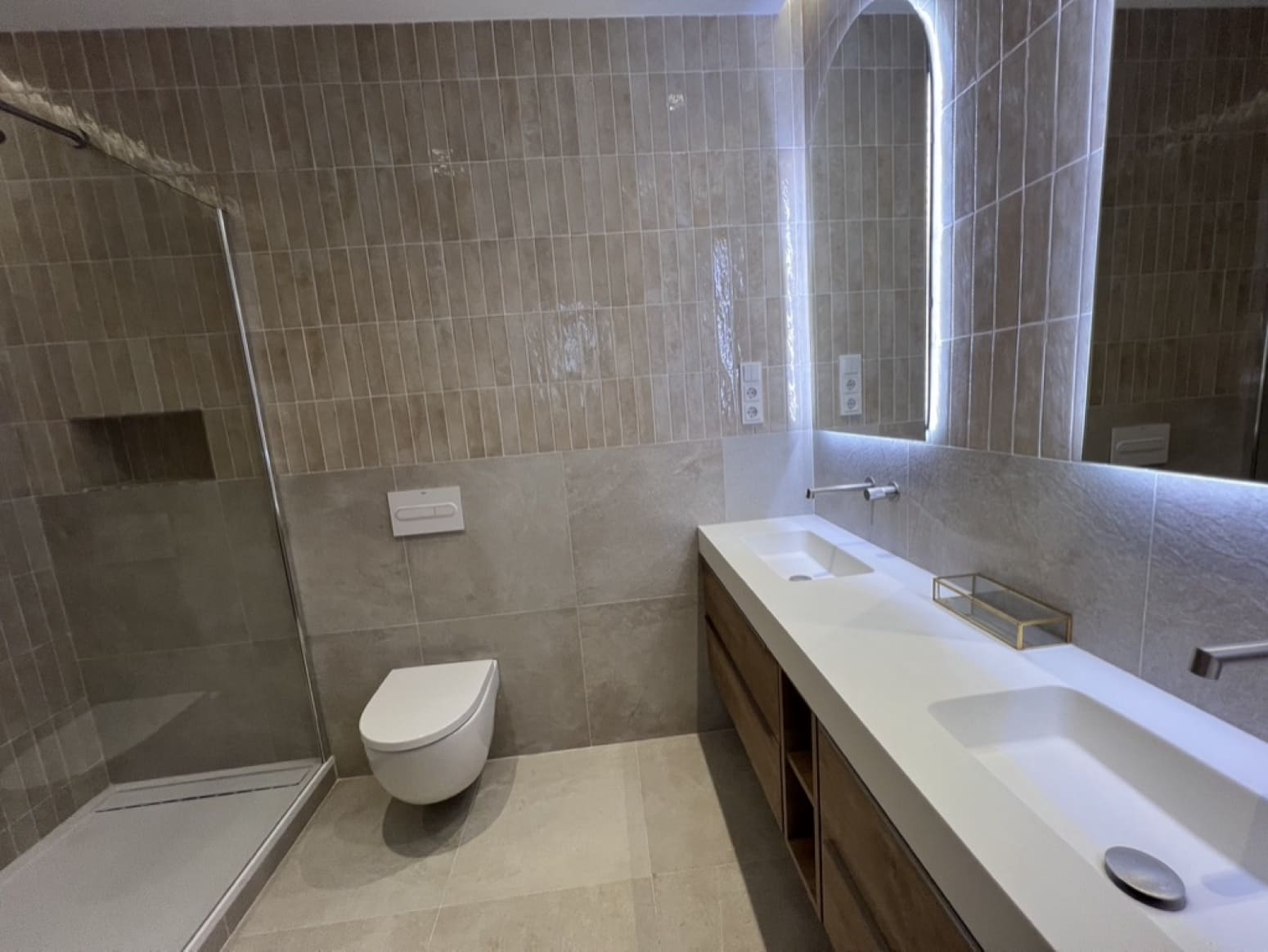 3 soveværelse Lejlighed til salg i Barcelona by - € 824.000 (Ref: 9035860)