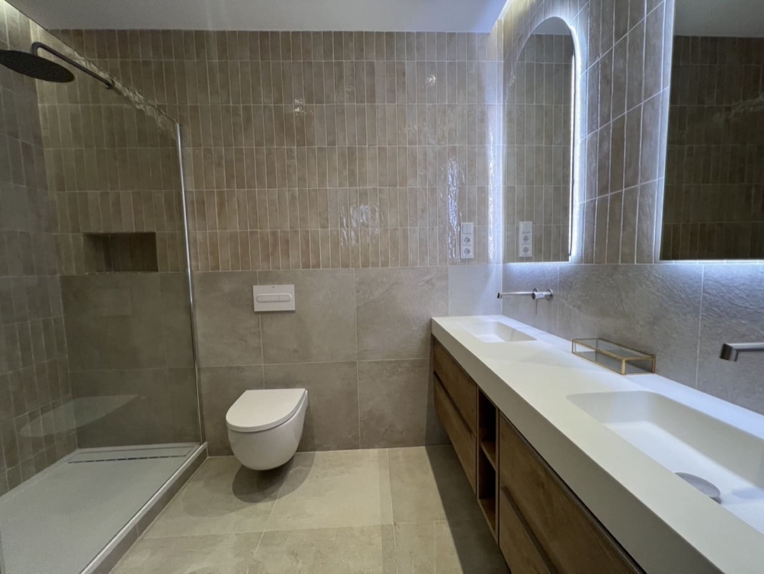 3 soveværelse Lejlighed til salg i Barcelona by - € 824.000 (Ref: 9035860)