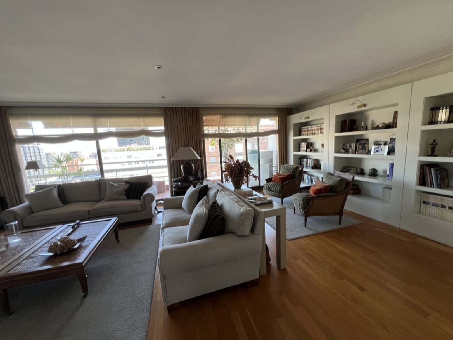 4 soveværelse Lejlighed til salg i Barcelona by med garage - € 2.497.000 (Ref: 9061948)