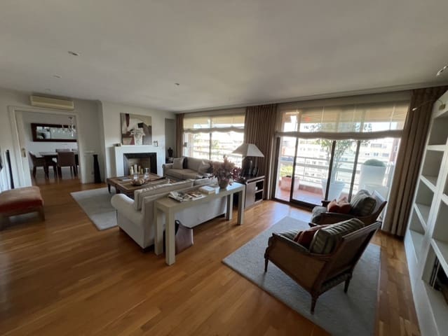 4 soveværelse Lejlighed til salg i Pedralbes, Barcelona by med garage - € 2.497.000 (Ref: 9061948)