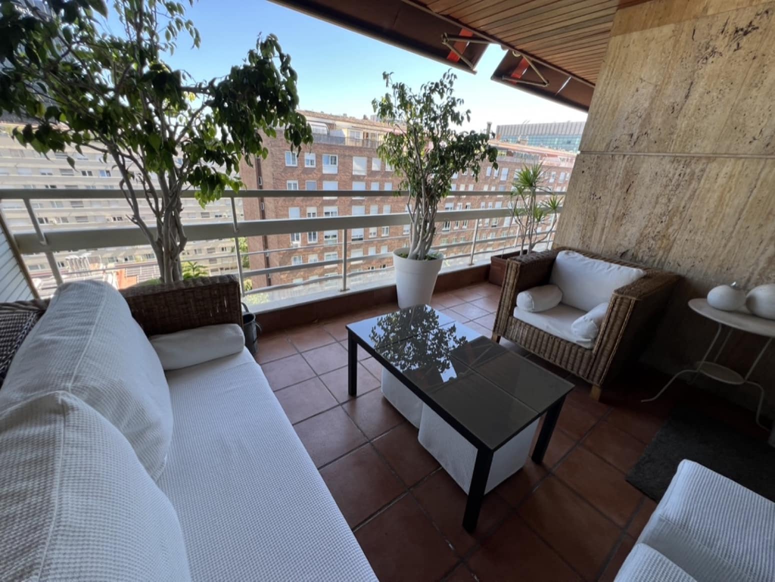 4 soveværelse Lejlighed til salg i Barcelona by med garage - € 2.497.000 (Ref: 9061948)