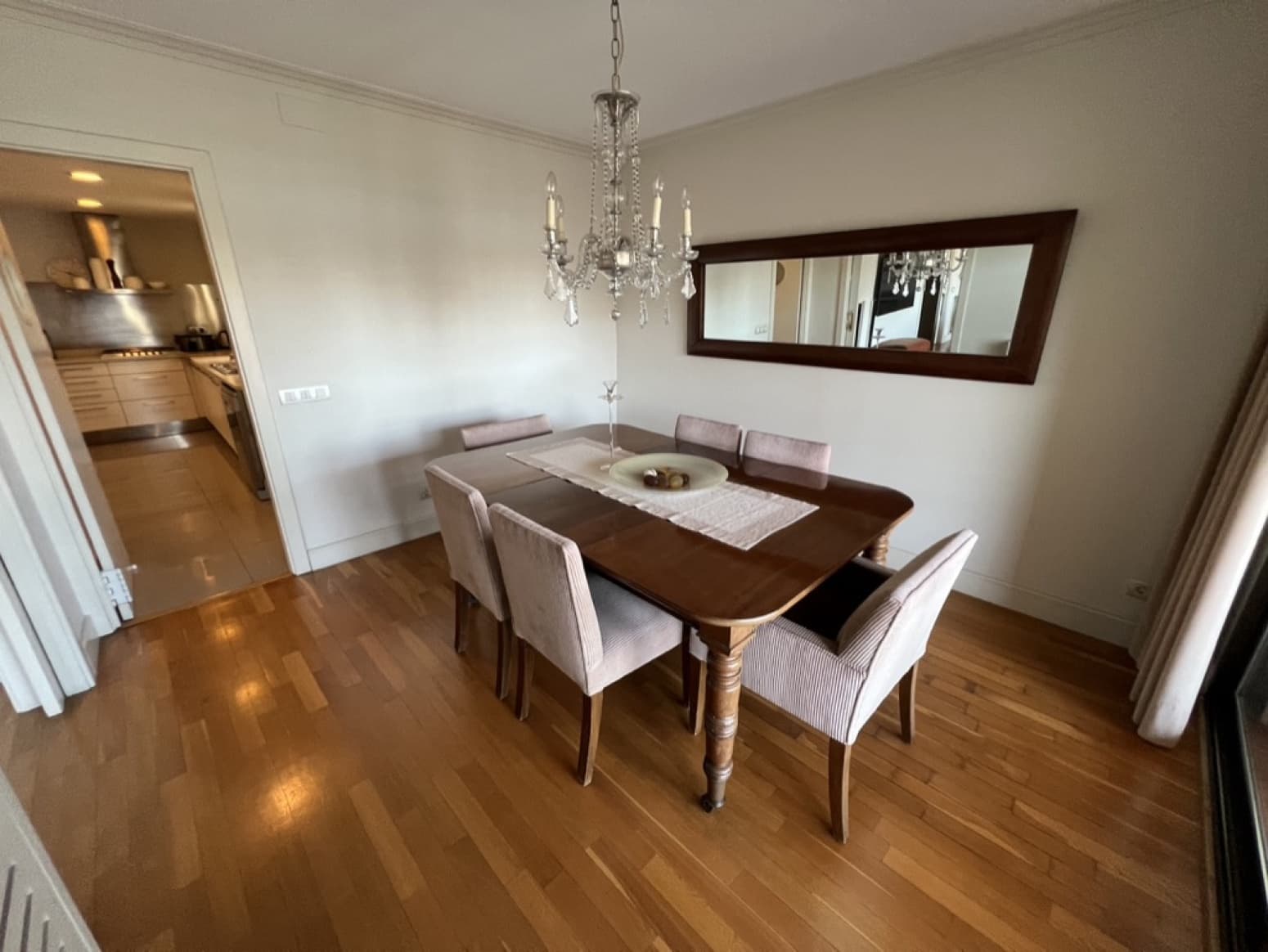 4 soveværelse Lejlighed til salg i Barcelona by med garage - € 2.497.000 (Ref: 9061948)