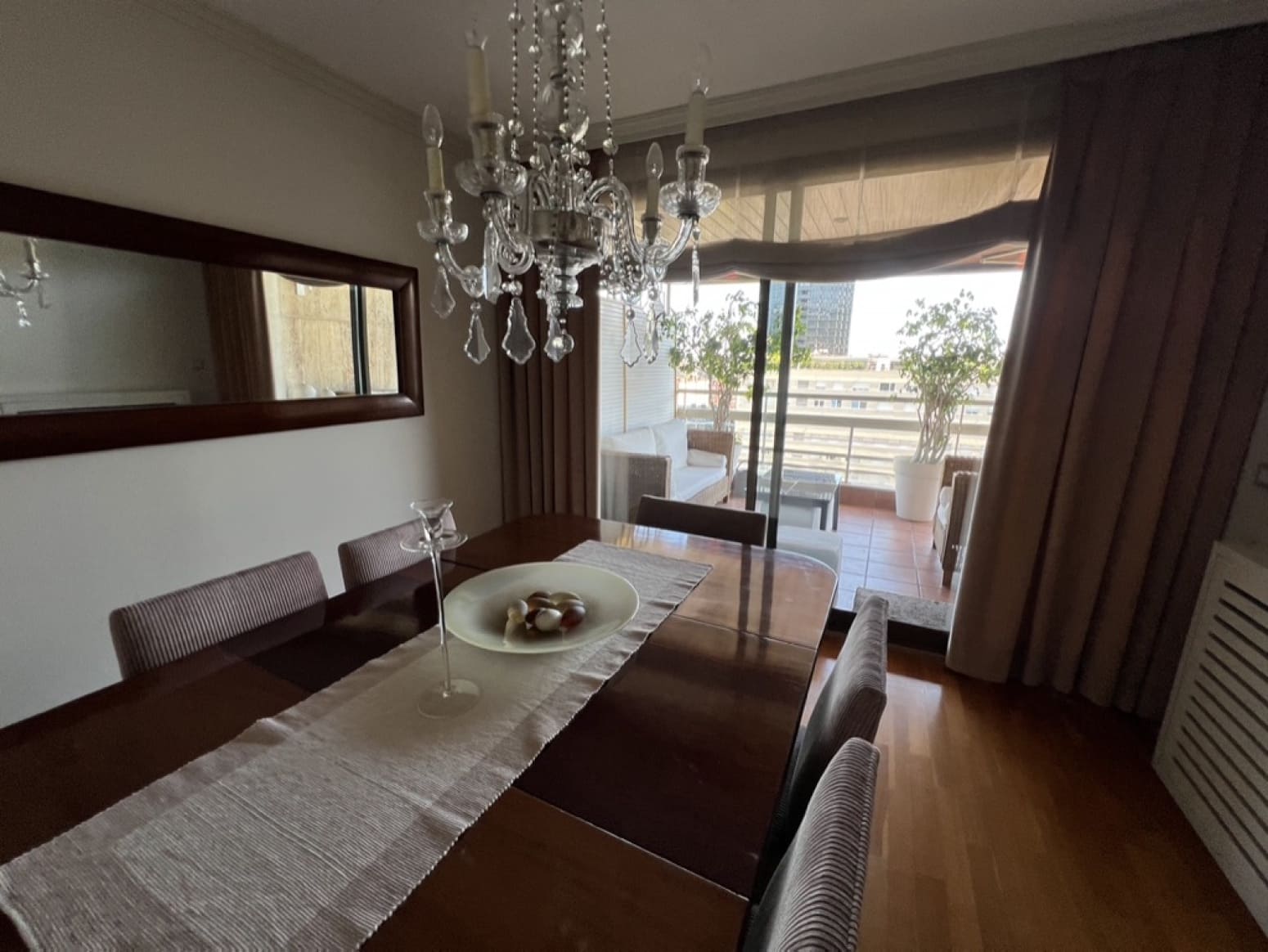 4 soveværelse Lejlighed til salg i Barcelona by med garage - € 2.497.000 (Ref: 9061948)