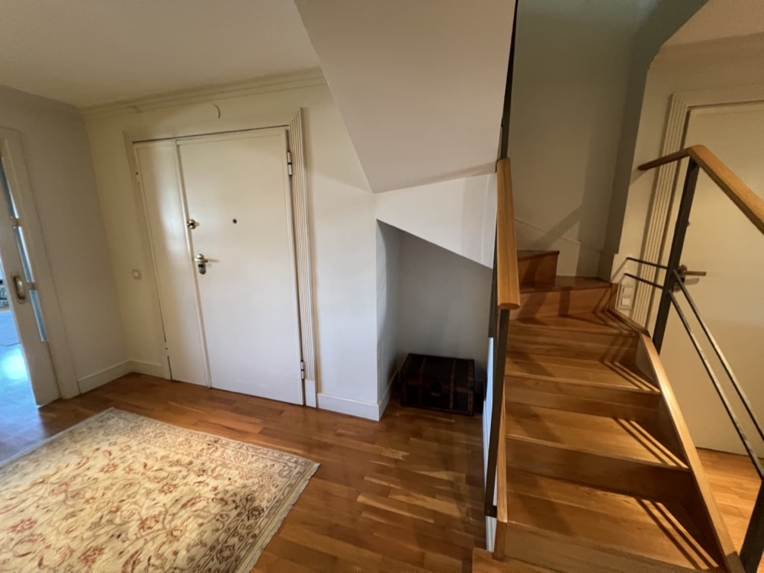 4 soveværelse Lejlighed til salg i Barcelona by med garage - € 2.497.000 (Ref: 9061948)