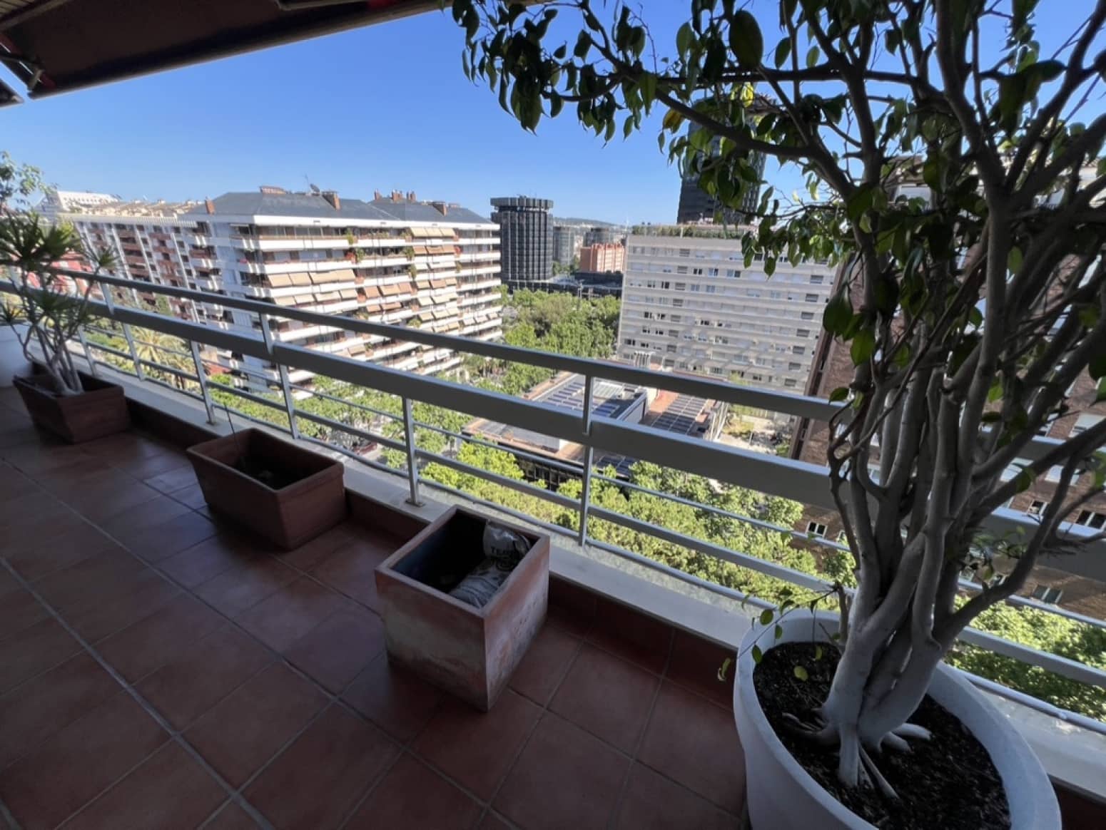 4 soveværelse Lejlighed til salg i Barcelona by med garage - € 2.497.000 (Ref: 9061948)